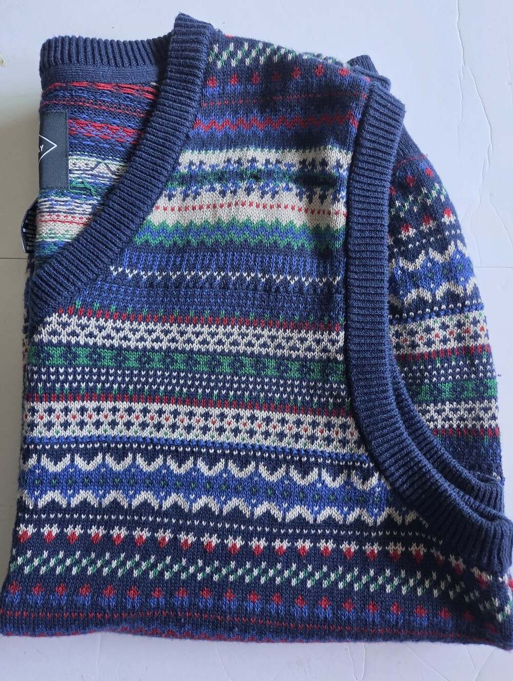 St. John's Bay Navy Fairisle V-Neck Sweater Vest - Picture 8 of 8